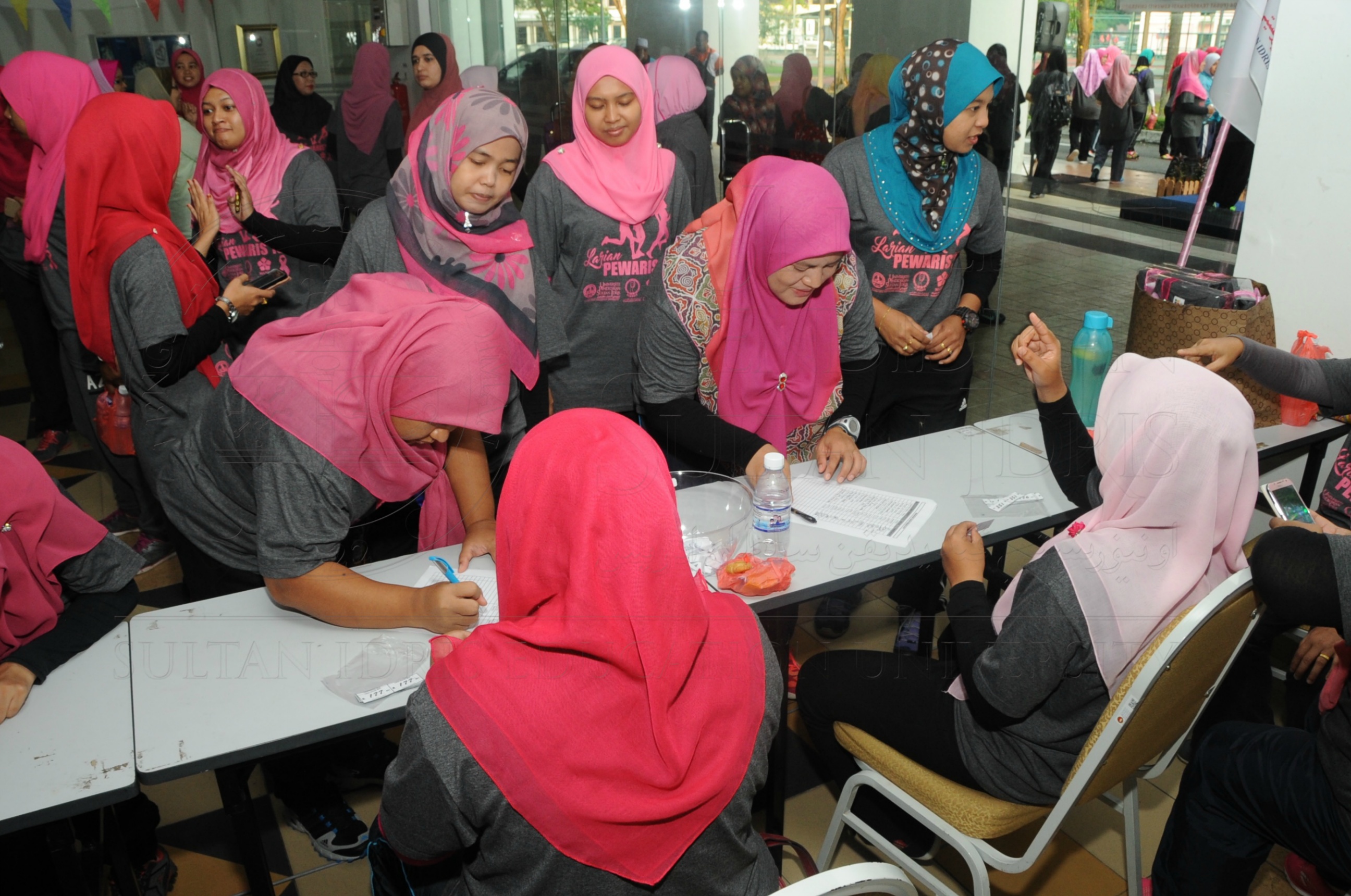 PRO 16 69 Karnival Pewaris 2016   UPSIHAS 8161